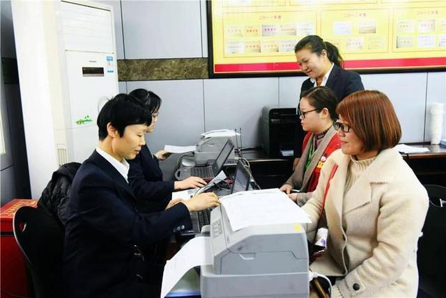 洛阳农商银行西工支行与河南港中国际旅游集团
