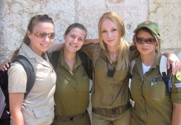 印尼女兵入伍检查, 最后一项太尴尬了, 女兵表示