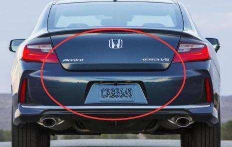 怎样判断一辆车是进口车还是合资车 看车屁股