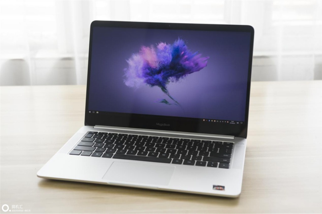 荣耀MagicBook锐龙触屏版评测,碾压小米的性