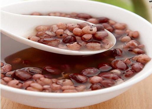 女人湿气重会有什么症状?该怎么解决?