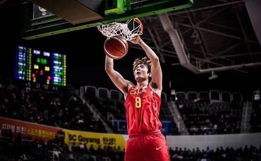 2019年中国男篮两队合并,主教练李楠和杜锋谁