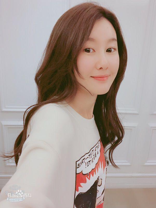 王宝强和绯闻女友冯清又同框?两人疑似同居(图5) 王宝强和绯闻女友冯清又同框?两人疑似同居(图5)