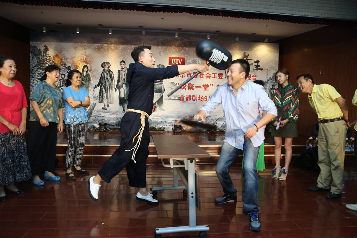 曹瑞、李印眼疾手快