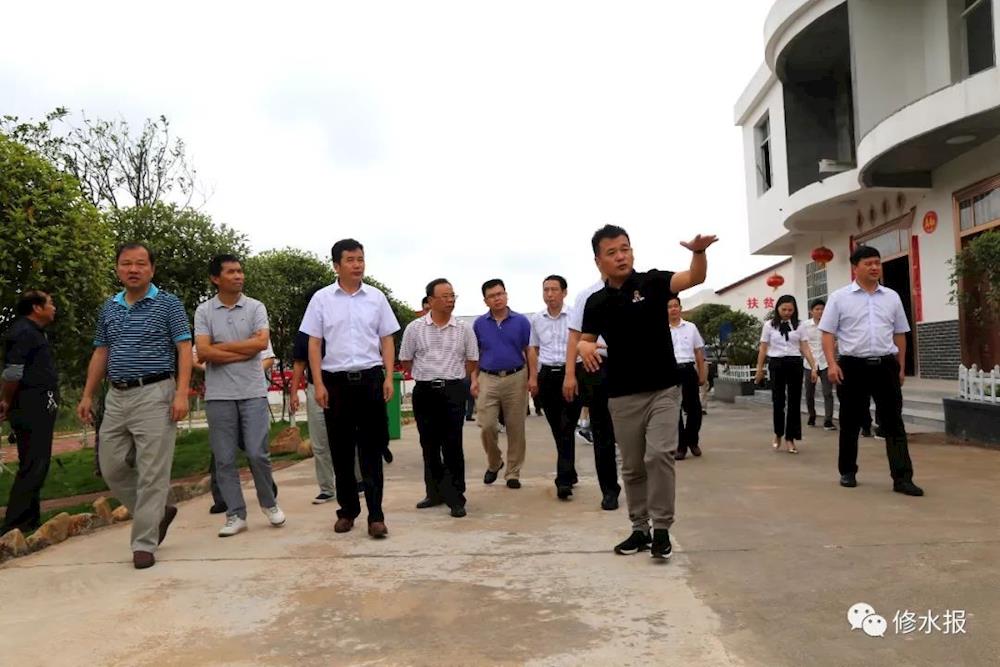广西考察团到我县考察易地扶贫搬迁和水库移民