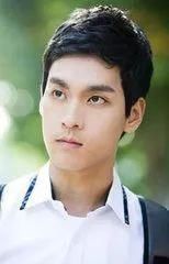 约会照片被曝光?怎么朴信惠才否认恋情,就被