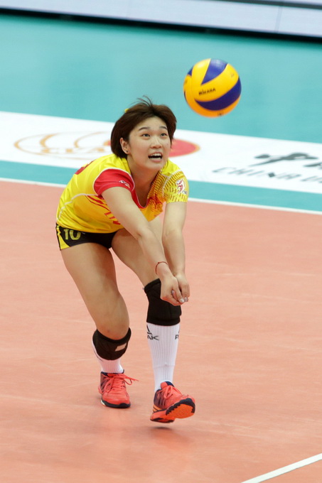 北汽女排进4强希望渺茫:带零胜场2积分进第二