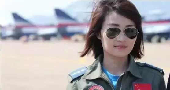 战斗机飞行员一年能挣多少钱?说出来你可能都