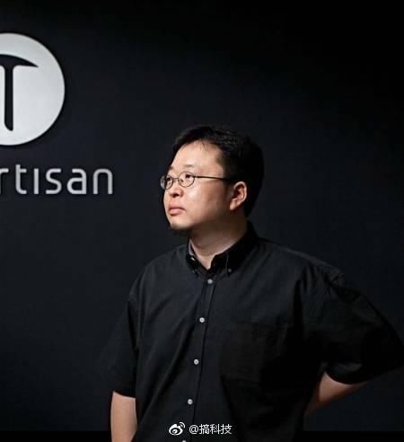 锤子罗永浩吐槽刘海屏丑出翔,小米、三星的全