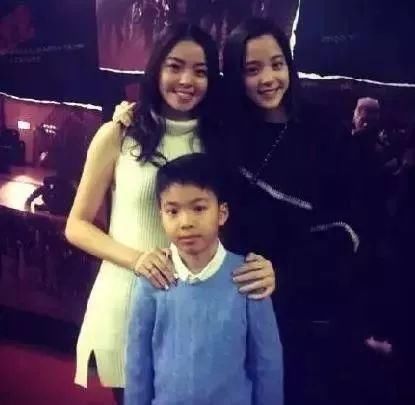 綦美合手撕国民CP?欧阳娜娜是陈飞宇的红娘还