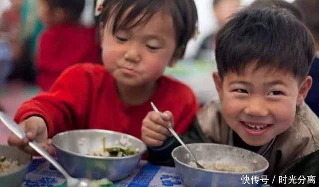 朝鲜百姓平时都吃什么从伙食看朝鲜人民生活水