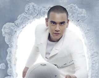 男星卡尺头造型,李易峰有点萌,吴亦凡太嘚瑟