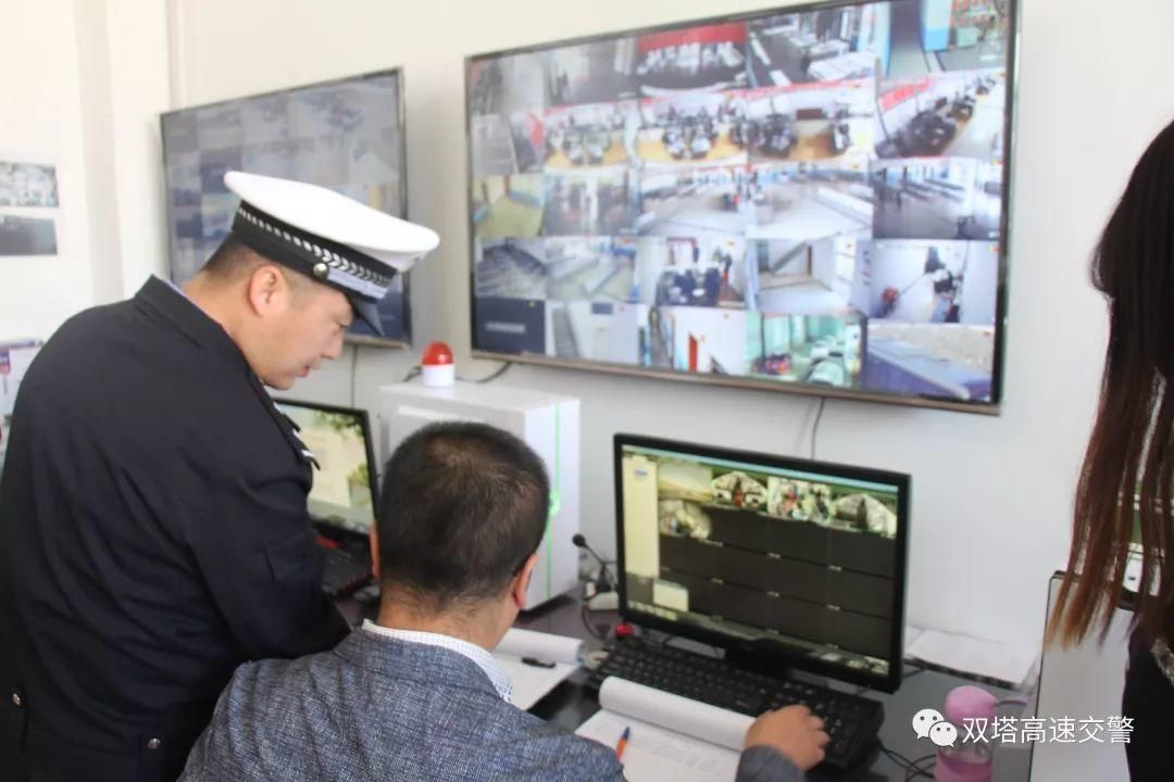 创建文明城市 打造文明交通 武威双塔高速交警