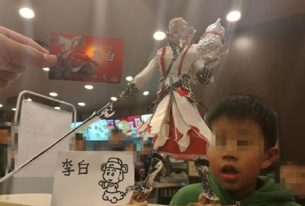 王者荣耀奇葩事: 这个安琪拉没昵称, 我也是服了