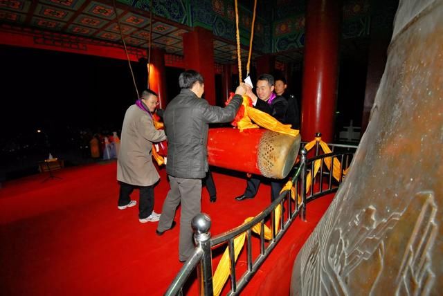 新年祈福|新年第一天到中原大佛祈福,讨个好彩