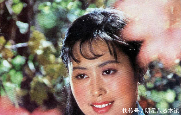 他是斯琴高娃儿子,曾无人管辍学打工,29岁进入娱乐圈如今成这样