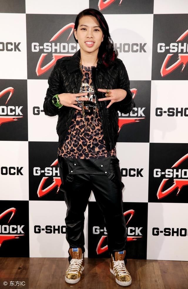 她是音乐最纯正的华人说唱女歌手,热狗叫她饶