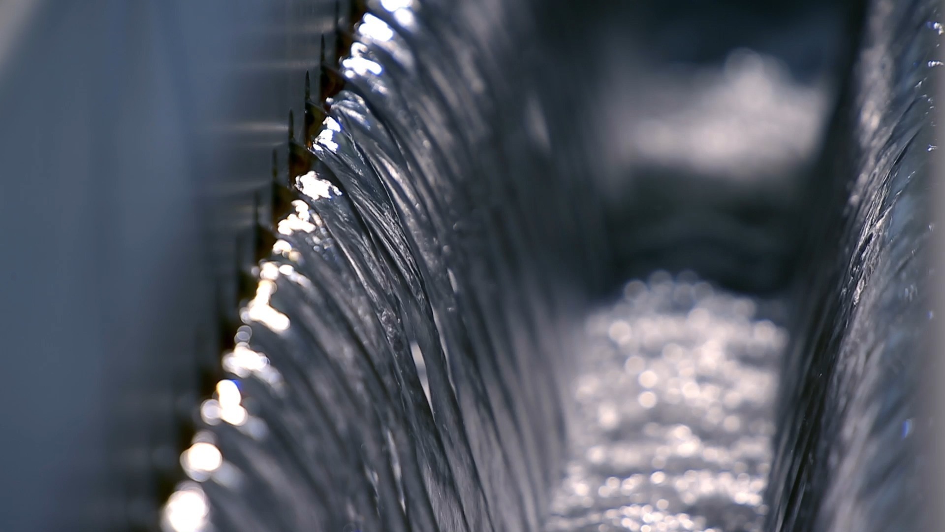 70年70人|让放心水流入千家万户 70年70人|让放心水流入千家万户