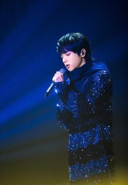 《歌手》华晨宇打败Jessie J:华晨宇是公主,李