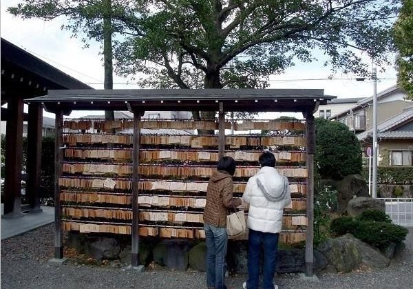 图解日本寺院功德箱里的钱被偷了会怎样?功德