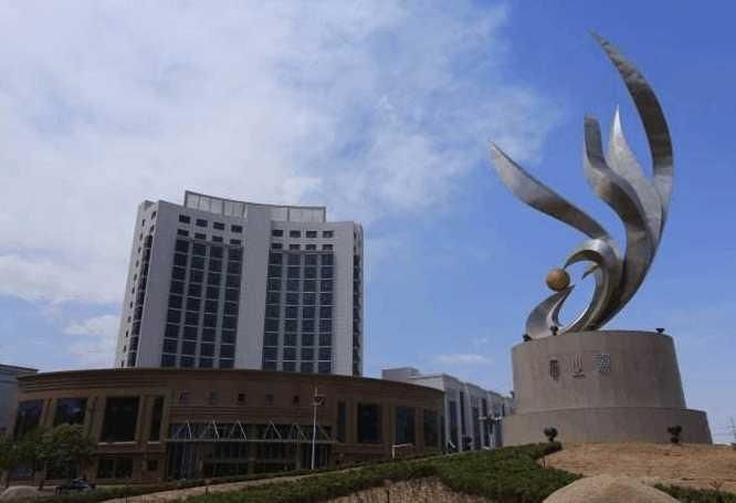 中国西部在规划一条高铁, 投资121亿, 沿线城市