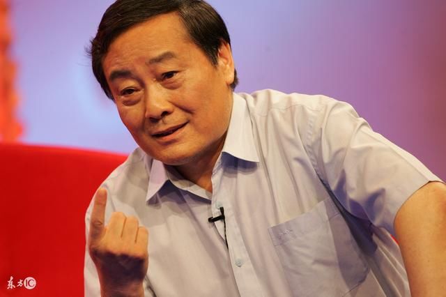 买下河北元源饮品饮品后姚奎章不仅让员工们都持有公司的股份而且还对