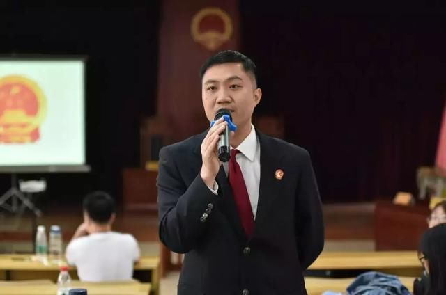 情景剧+模拟法庭!用真实案例给青少年传递法