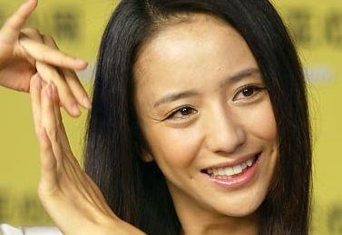 最全女明星素颜照,赵丽颖基本没变化,董卿完全