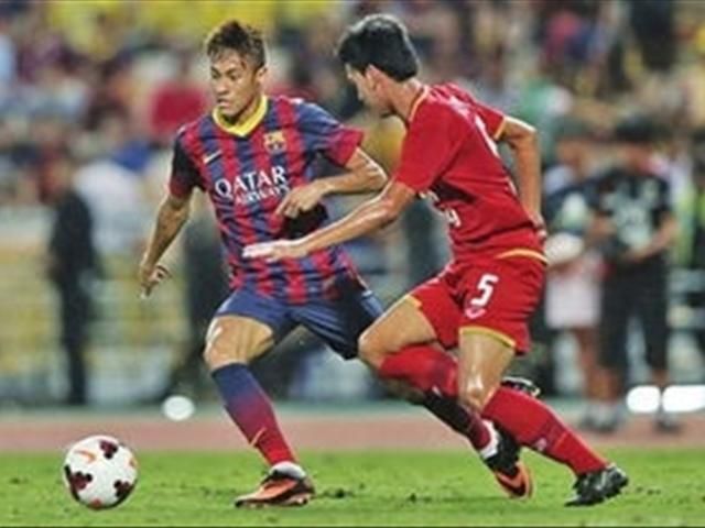 世界杯比赛时,梅西为何踢的很挣扎,为什么要忘