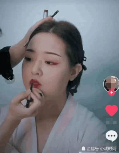 抖音网红仿妆杨贵妃,美得跟画里走出来一样!这