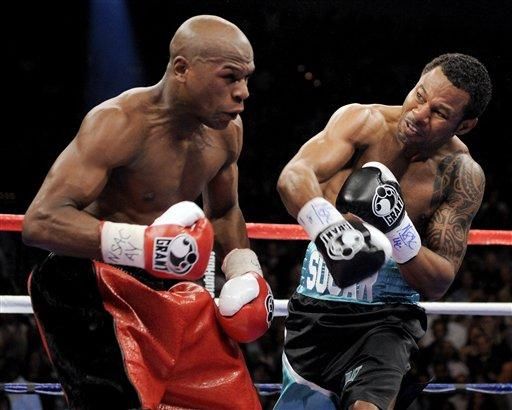 49胜41次KO糖块莫斯利:我和霍亚在鼎盛时期