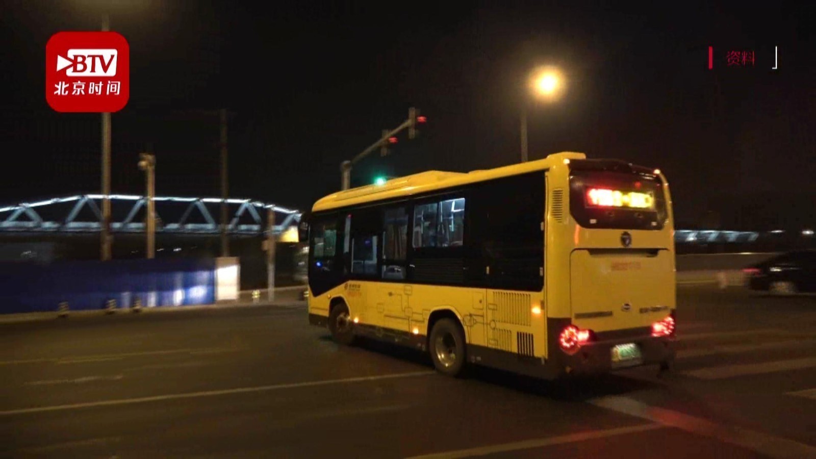 北京东城：宽度6米以上胡同有望引入“微型公交”
