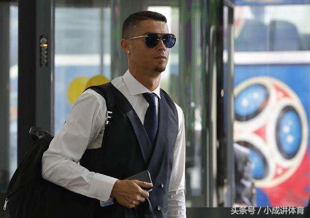 C罗加盟意乙升班马?利沃诺蹭热度:我们拥有真