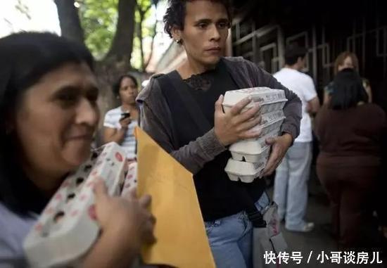 委内瑞拉油价跌至谷底,一个鸡蛋可以换20万升