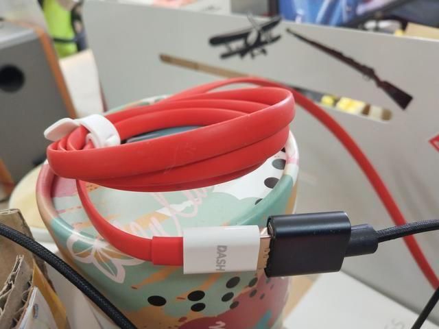 绝地求生:手机吃鸡难以操控?有神器可以花式吃