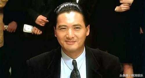 62岁周润发晒微信群爆出多位明星大咖,网友:周