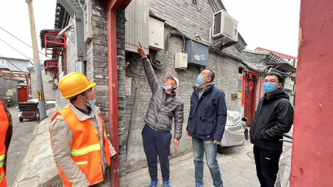 街乡治理“新速度”丨椿树街道快速协调修危墙，消除隐患保平安！