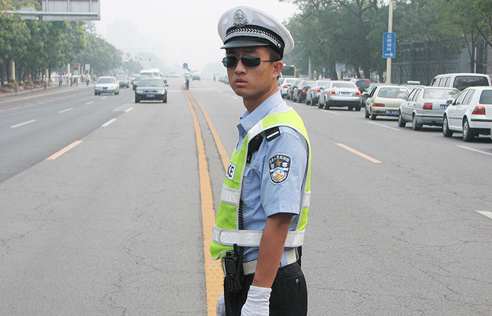 因公牺牲的北京民警曹毅先进事迹