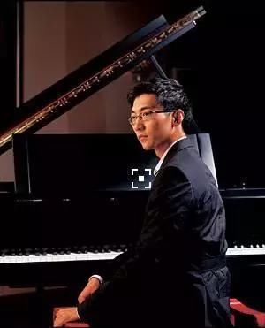 《铁梨花》陈数: 为爱甘愿做后妈, 还不敢要孩子