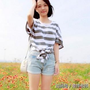 2017破洞牛仔裤搭配什么衣服和鞋好看