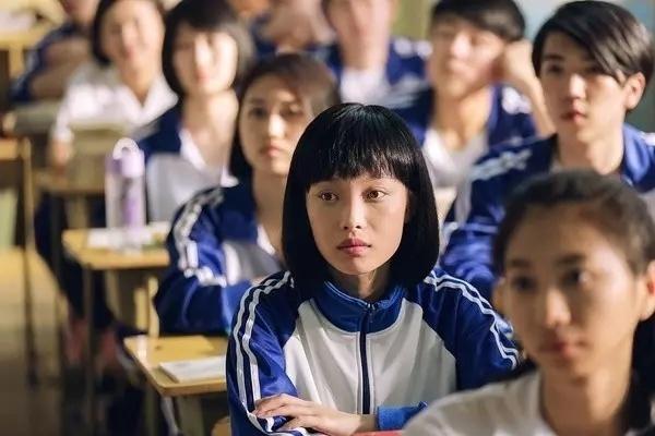 现在才明白,原来90年代的衣服是这么的漂亮