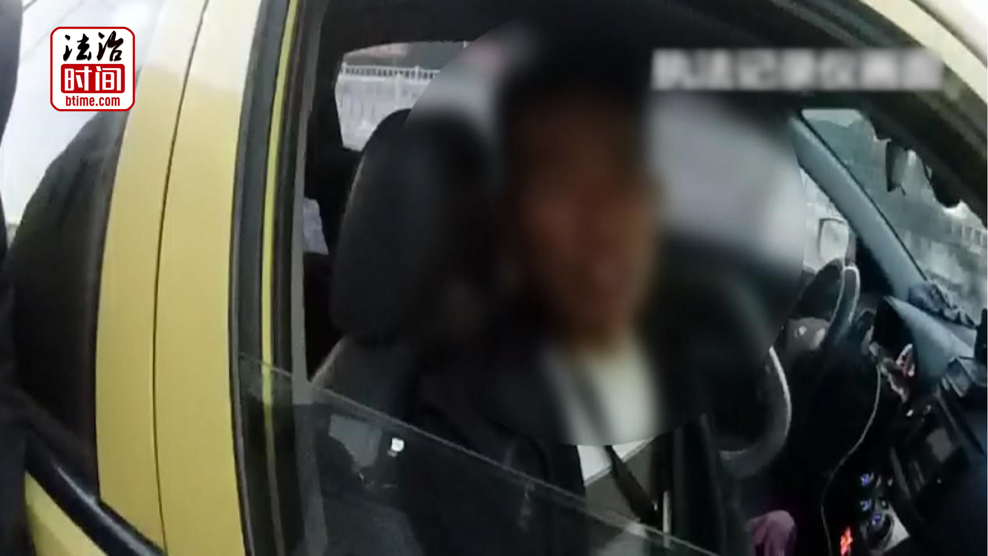 “乘客”打车绕圈子就是不付钱 一个来电意外现原形