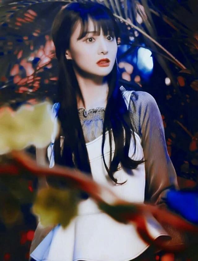 白敬亭公布恋情: 就你了, 傻丫头郑爽宣布恋情,