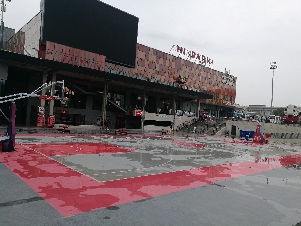 400多家场馆明天向预约者免费开放.免费球,约起来!