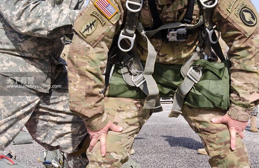 内腰枪套,海豹突击队最爱的枪套