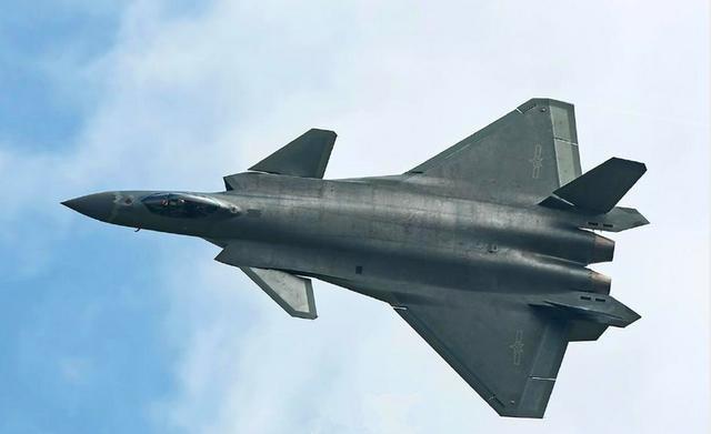 2018世界战机排行榜,中国拿下两席!