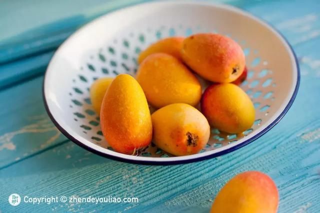 怎么判断芒果成熟度?芒果长黑斑还能吃吗?喜
