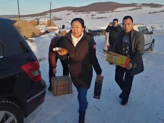 热点关注丨鄂伦春旗大杨树镇妇联开展贫困妇女