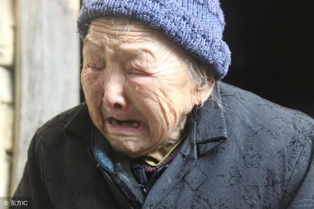 敬老院中孤独去世,留下一纸遗书,让不孝儿女无