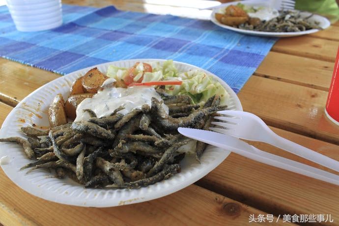 實拍:不忍直視的芬蘭菜,血腥美食和露天魚市